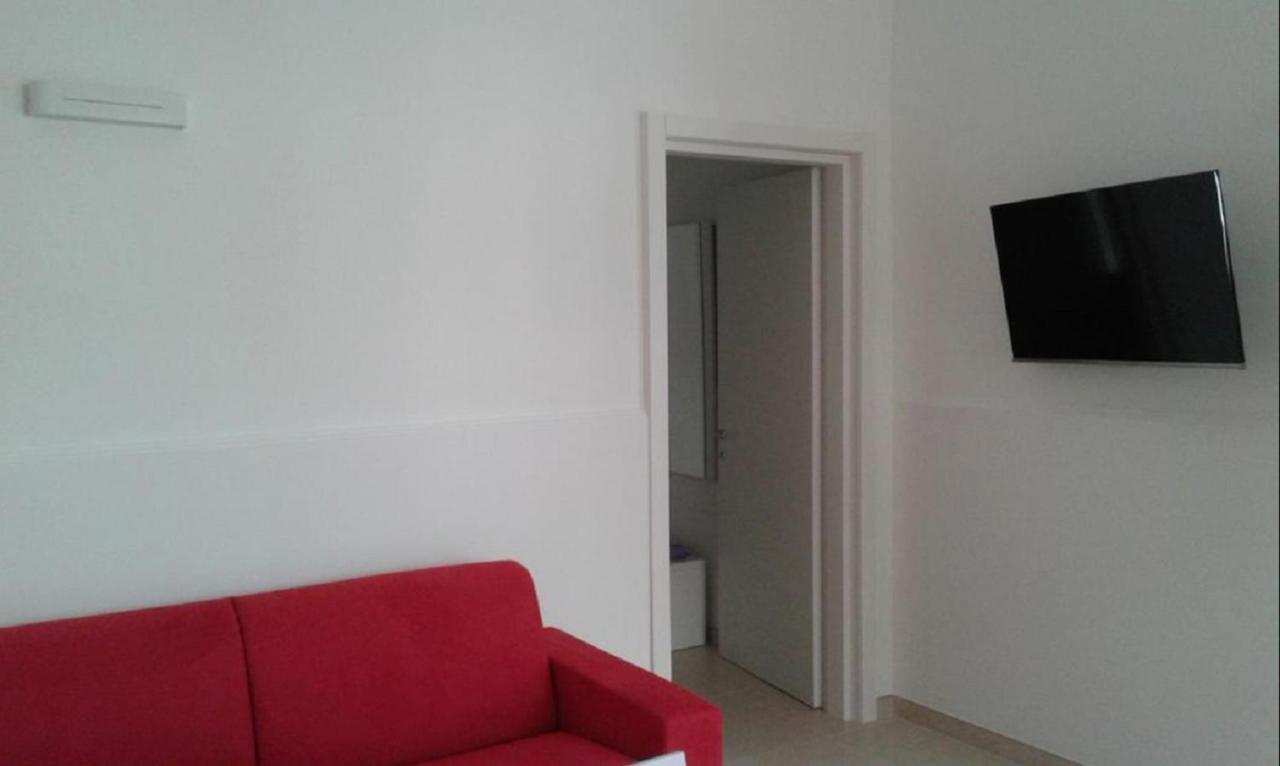Malvarosa Apartments ポルト・チェザーレオ エクステリア 写真